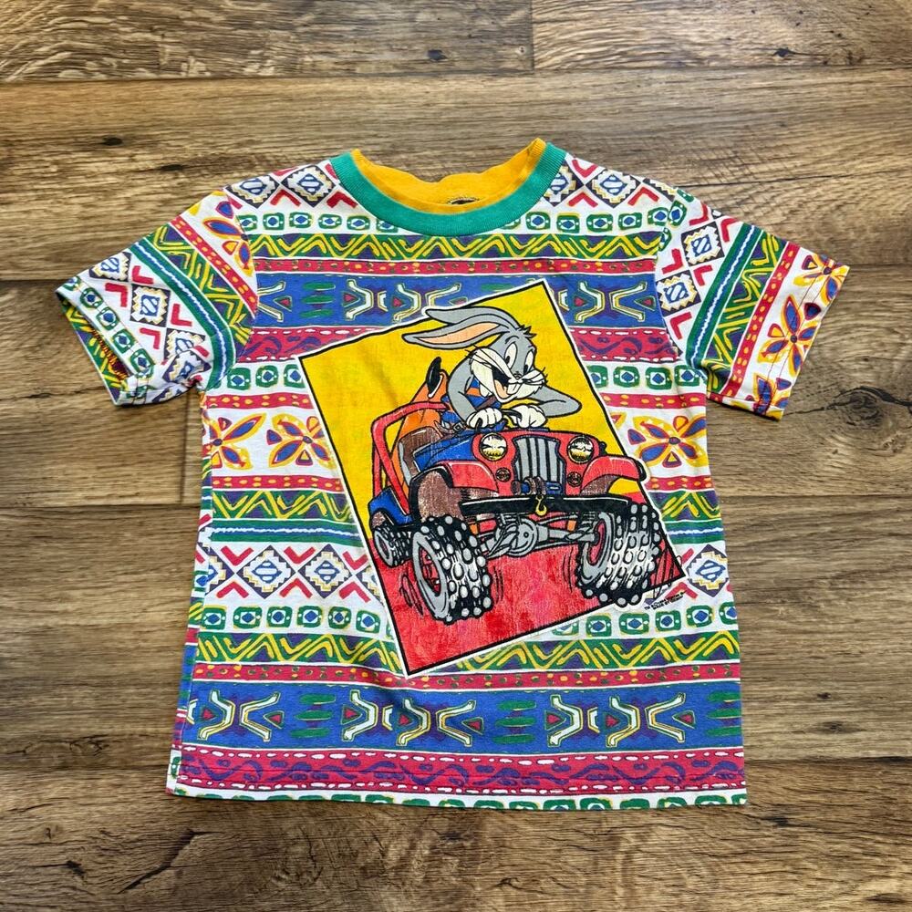 Vintage 90s Looney Tunes Bugs Bunny Jeep Tribal Print Tee Shirt